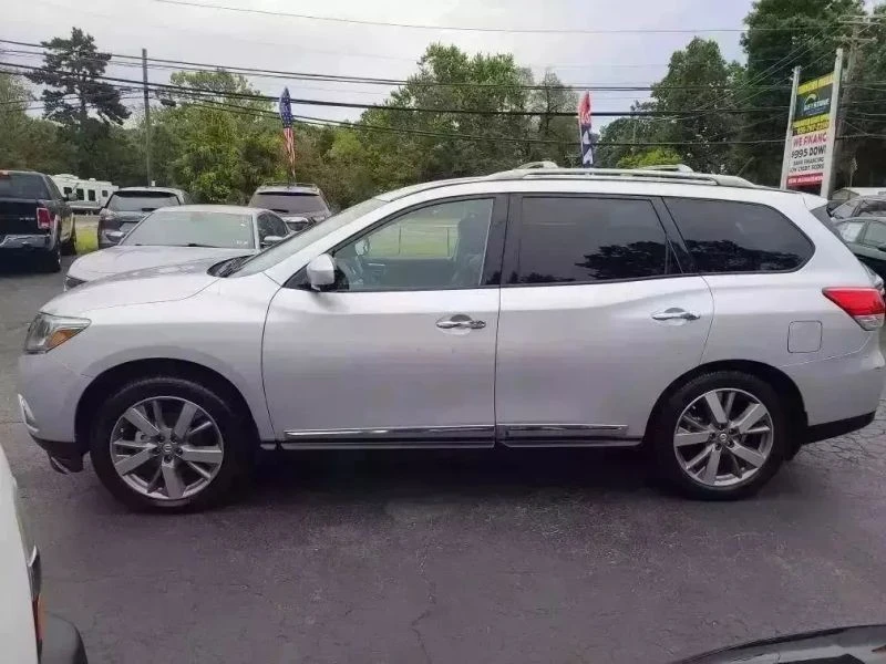 2014 Nissan Pathfinder 4th Gen - Image 3 of 12