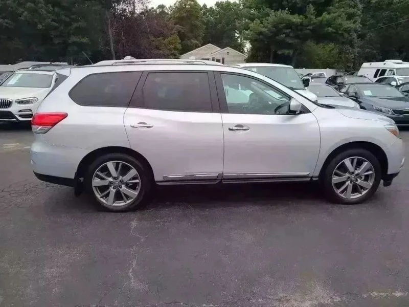 2014 Nissan Pathfinder 4th Gen - Image 7 of 12