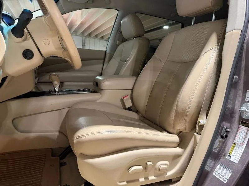 2014 Nissan Pathfinder 4th Gen - Image 10 of 12