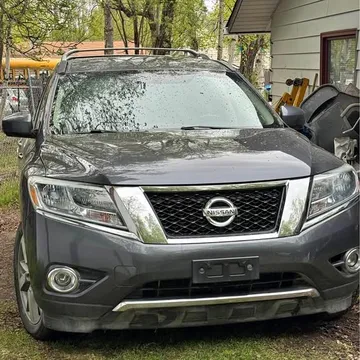 2014 Nissan Pathfinder Platinum Hybrid