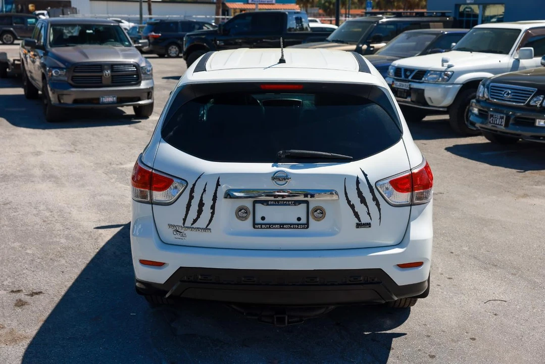 2014 Nissan Pathfinder 4th Gen - Image 9 of 21