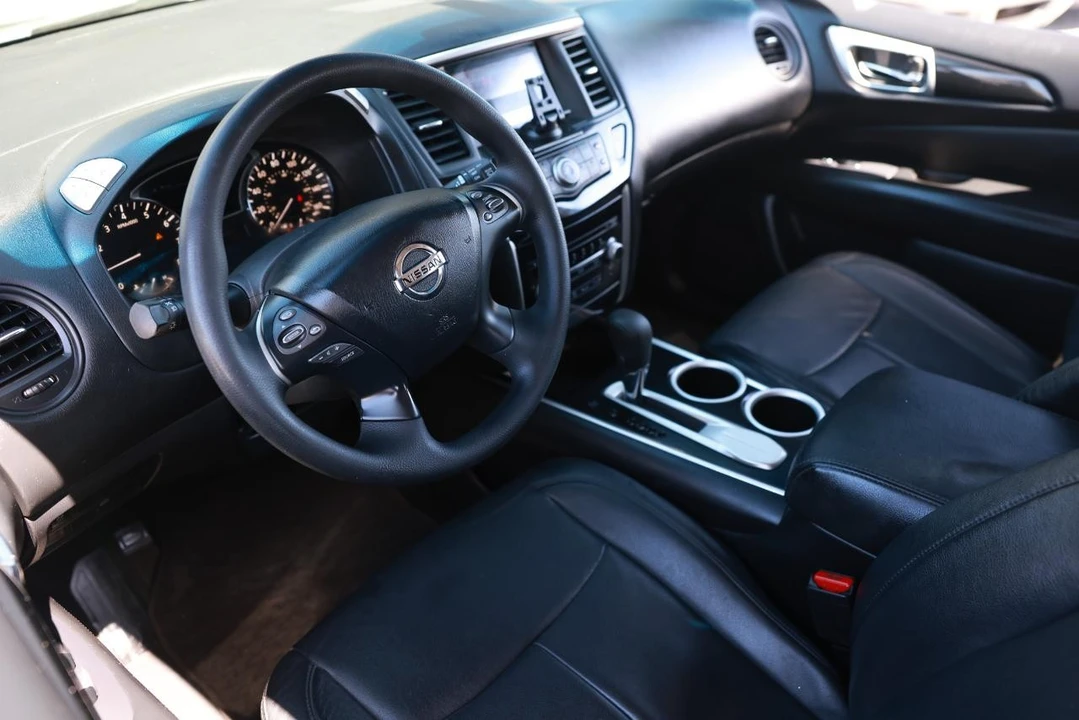 2014 Nissan Pathfinder 4th Gen - Image 4 of 21