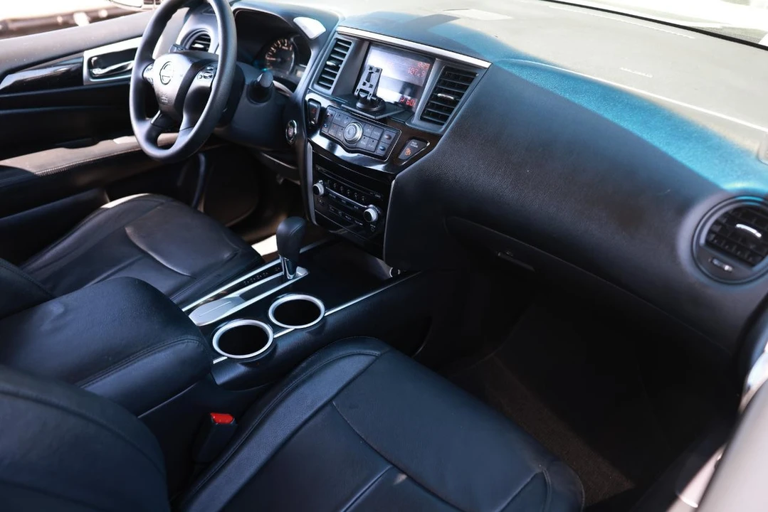 2014 Nissan Pathfinder 4th Gen - Image 14 of 21