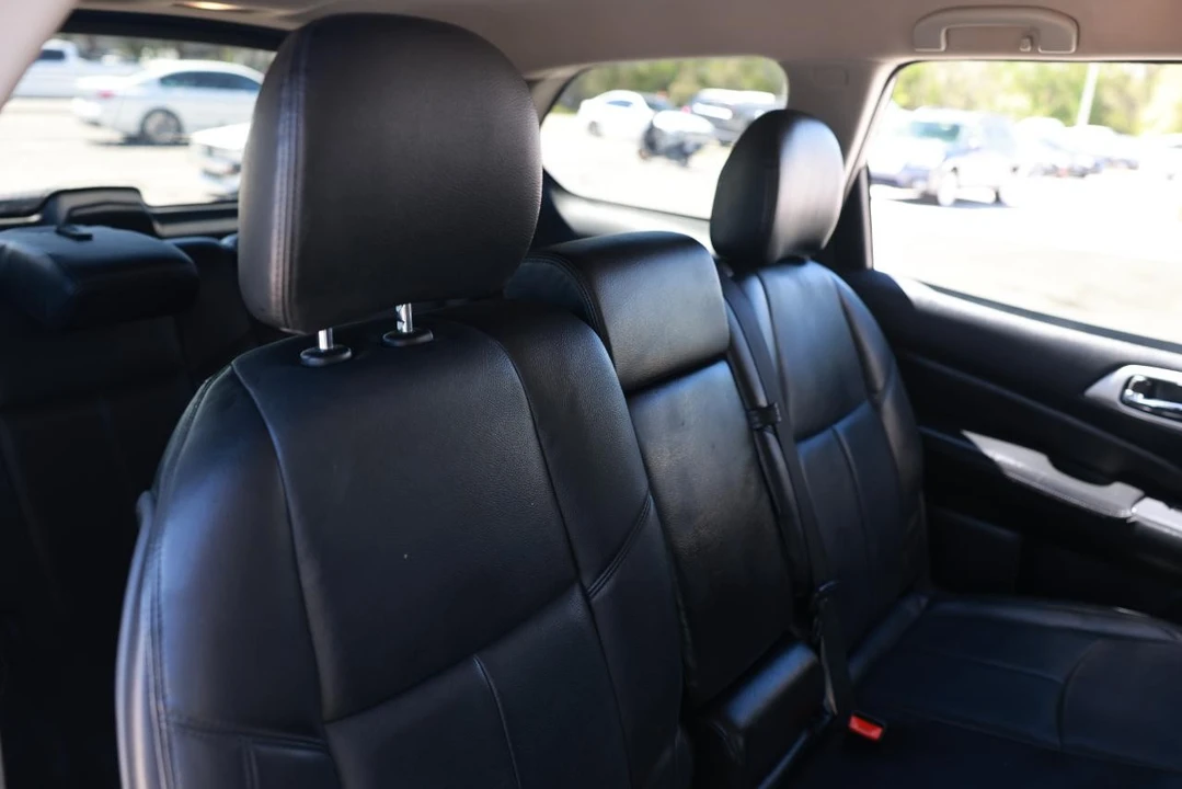 2014 Nissan Pathfinder 4th Gen - Image 12 of 21