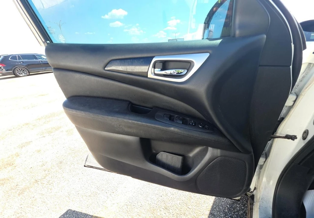 2014 Nissan Pathfinder 4th Gen - Image 12 of 12