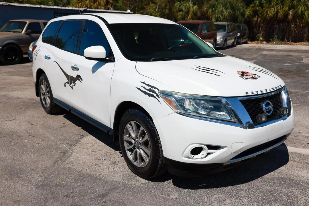 2014 Nissan Pathfinder 4th Gen - Image 15 of 21