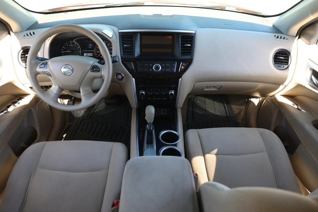2014 Nissan Pathfinder 4th Gen - Image 2 of 12