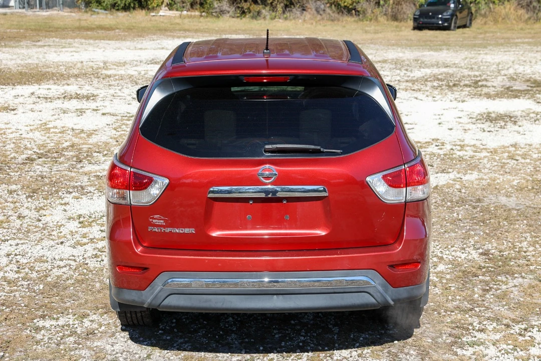 2014 Nissan Pathfinder 4th Gen - Image 9 of 12