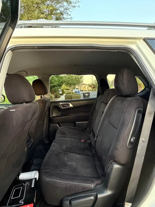 2014 Nissan Pathfinder 4th Gen - Image 9 of 10