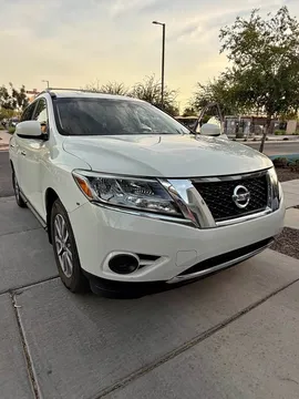 2014 Nissan Pathfinder SE Sport Utility 4D