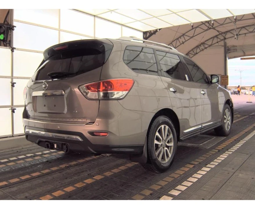 2014 Nissan Pathfinder 4th Gen - Image 3 of 12