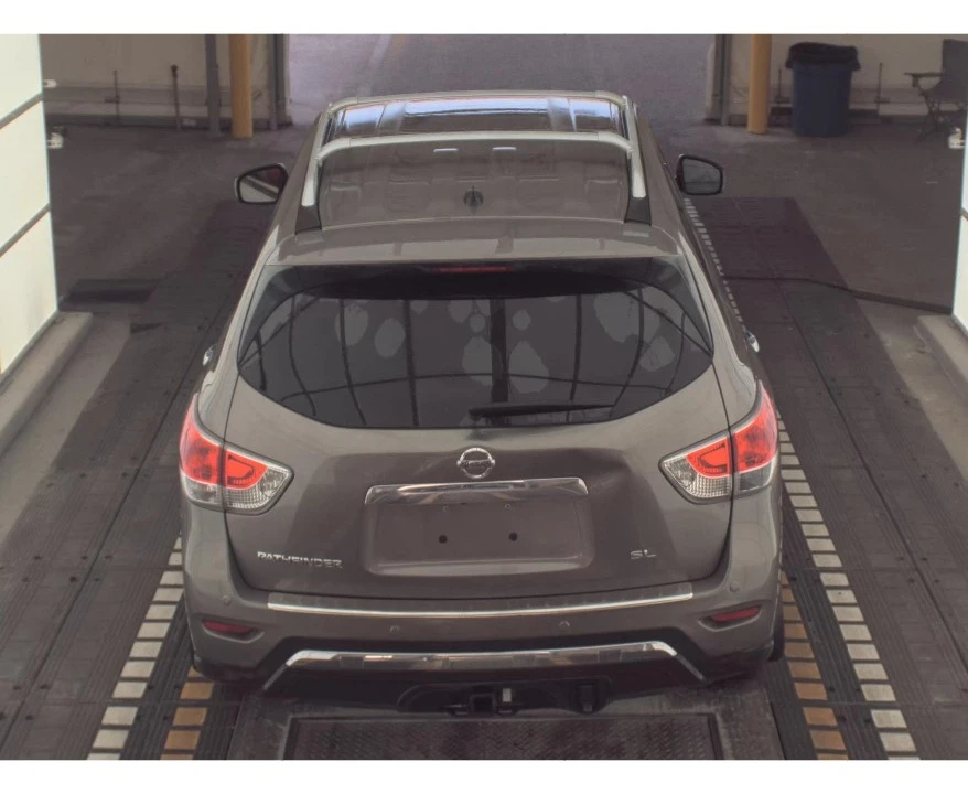 2014 Nissan Pathfinder 4th Gen - Image 2 of 14