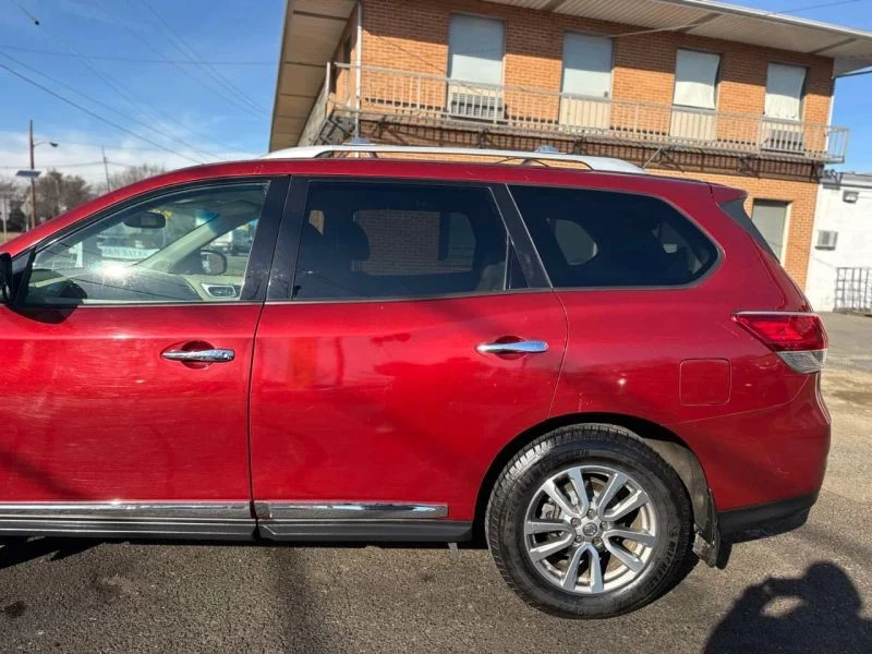 2014 Nissan Pathfinder 4th Gen - Image 9 of 12