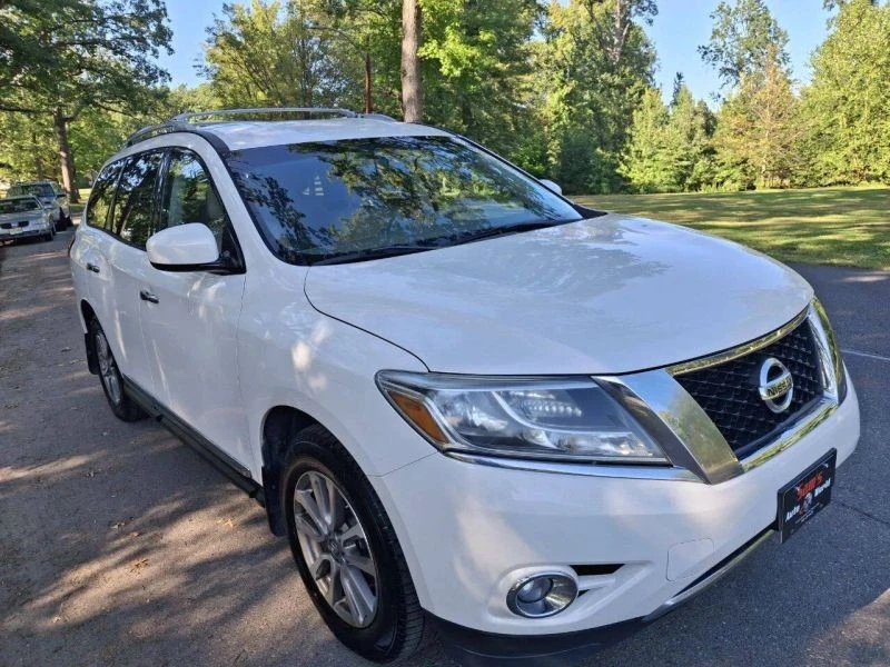 2014 Nissan Pathfinder 4th Gen - Image 7 of 12