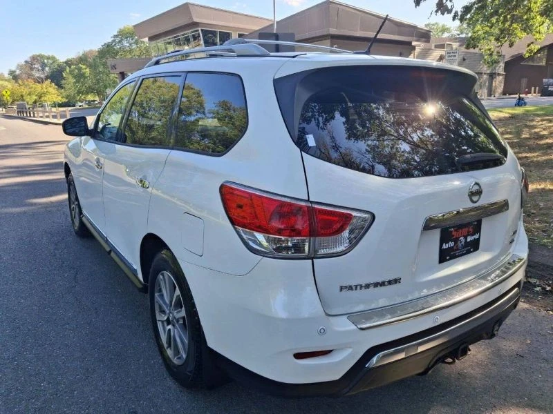 2014 Nissan Pathfinder 4th Gen - Image 6 of 12