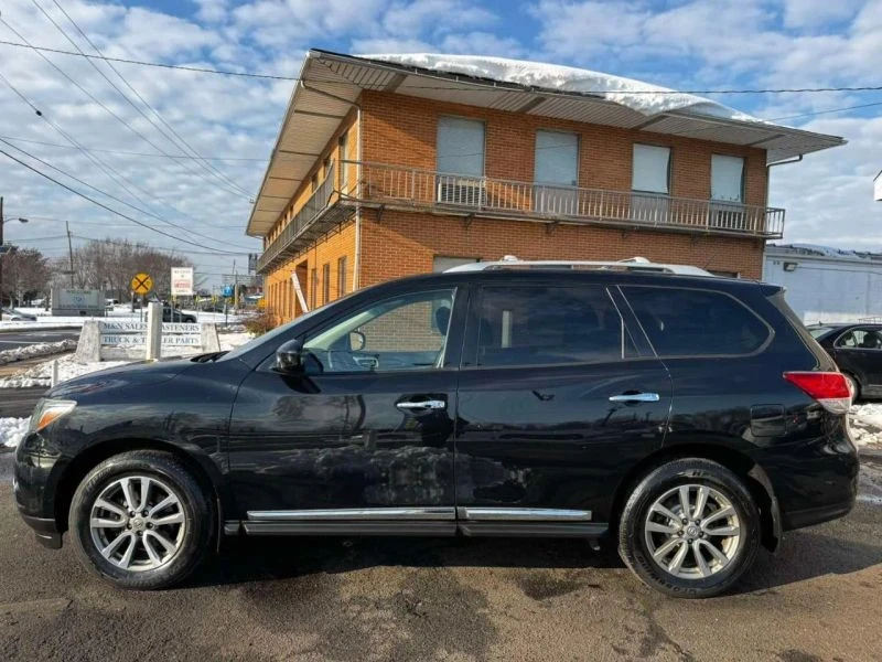 2014 Nissan Pathfinder 4th Gen - Image 9 of 12