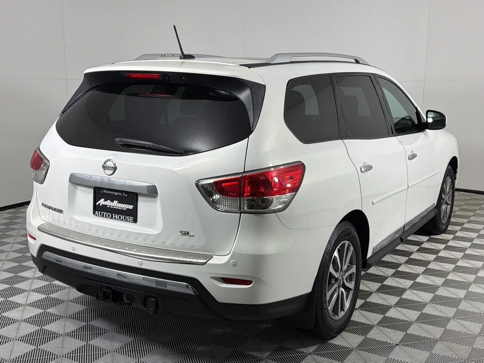 2014 Nissan Pathfinder 4th Gen - Image 5 of 12