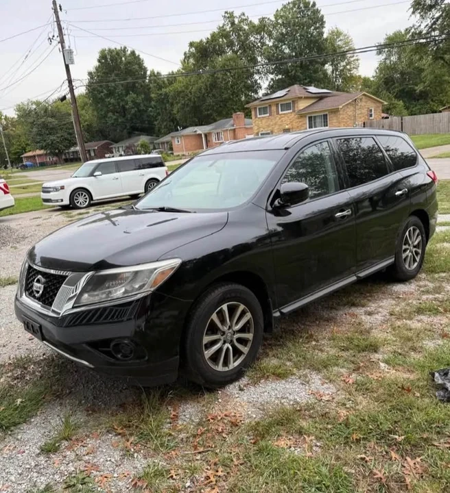 2014 Nissan Pathfinder 4th Gen - Image 3 of 8