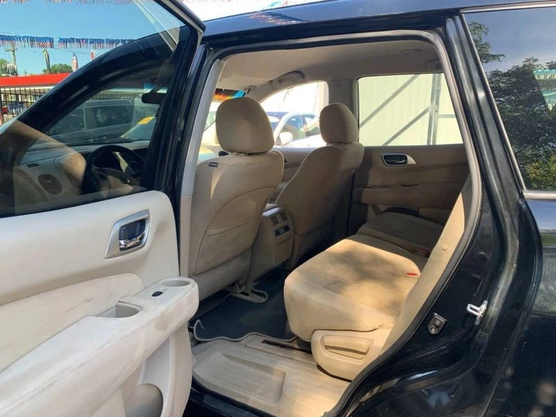 2014 Nissan Pathfinder 4th Gen - Image 10 of 12