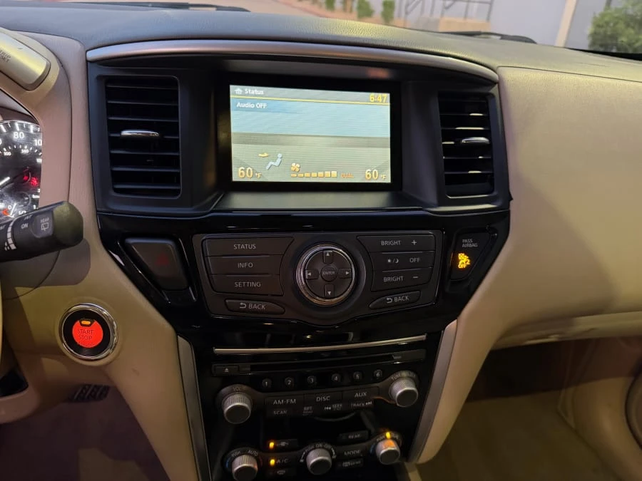 2014 Nissan Pathfinder 4th Gen - Image 10 of 13