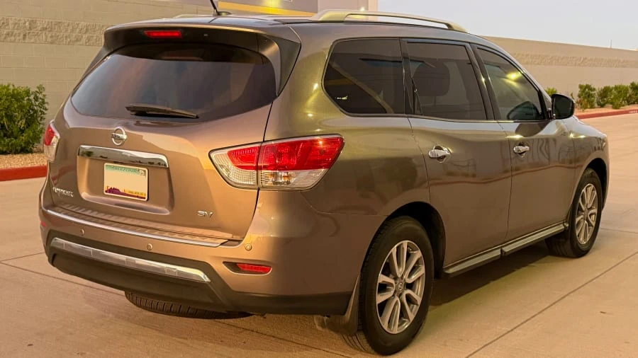 2014 Nissan Pathfinder 4th Gen - Image 5 of 13