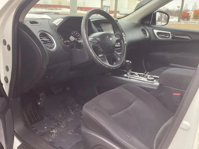 2014 Nissan Pathfinder 4th Gen - Image 9 of 15