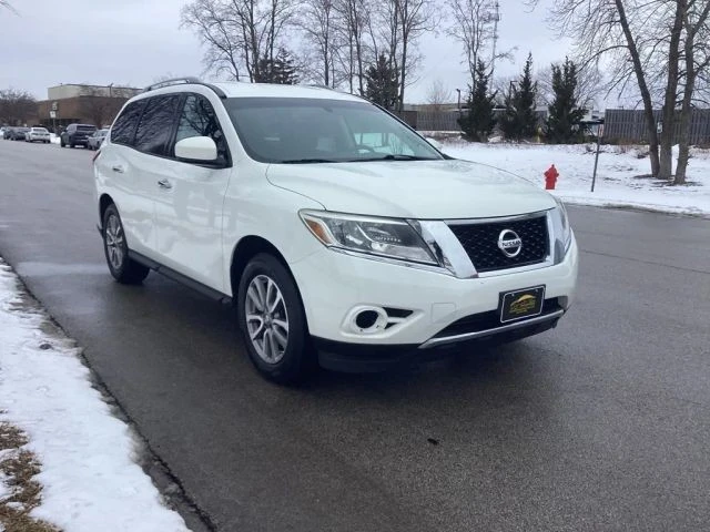 2014 Nissan Pathfinder 4th Gen - Image 3 of 15