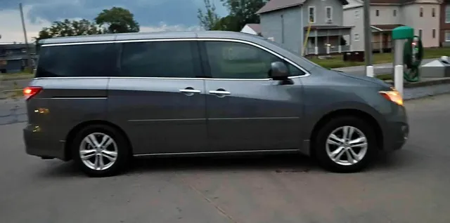 2014 Nissan Quest Minivan 4D