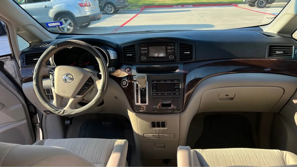2014 Nissan Quest - Image 5 of 14