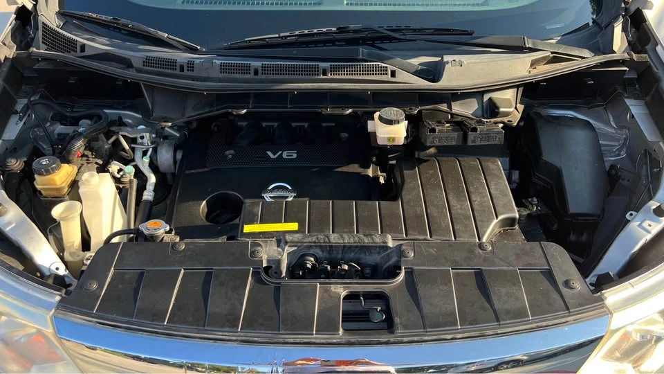 2014 Nissan Quest - Image 8 of 14