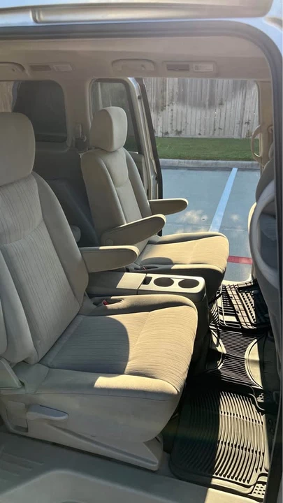 2014 Nissan Quest - Image 3 of 14