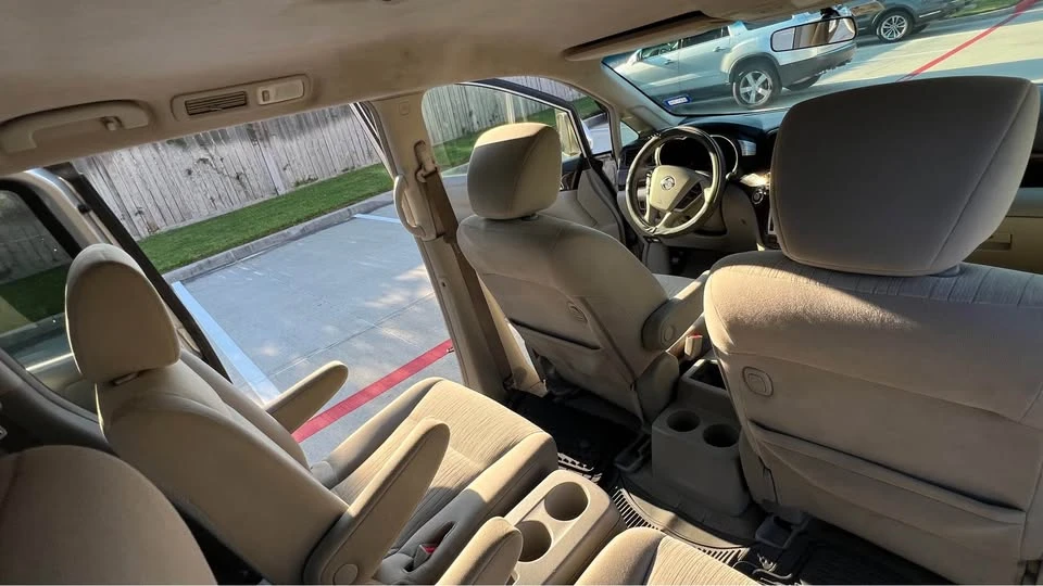 2014 Nissan Quest - Image 6 of 14