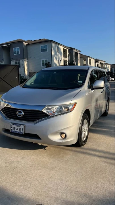 2014 Nissan Quest - Image 9 of 14
