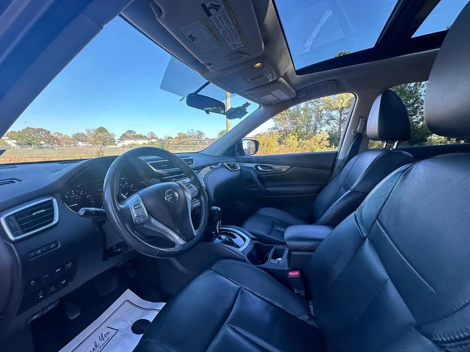 2014 Nissan Rogue - Image 17 of 20