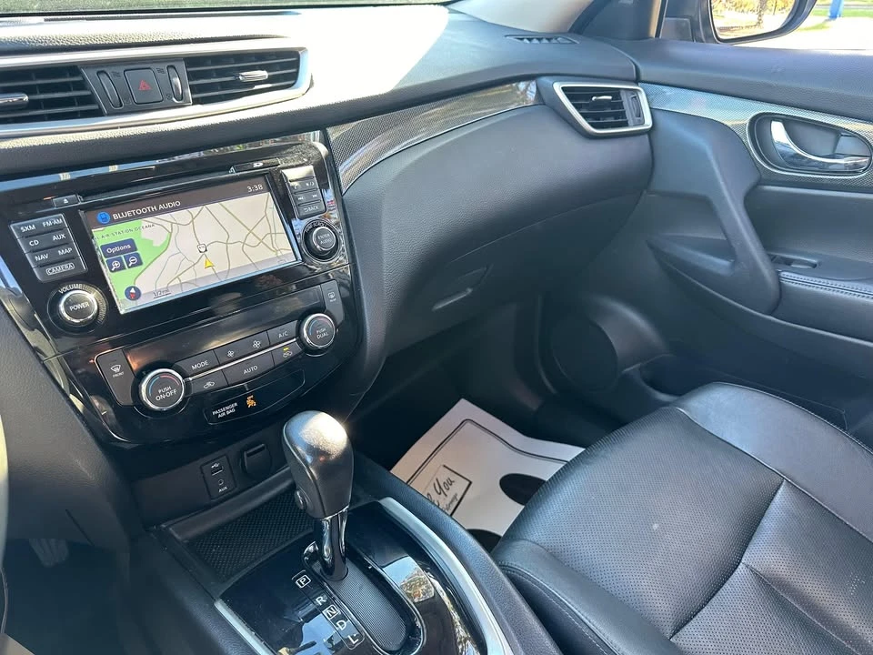 2014 Nissan Rogue - Image 15 of 20