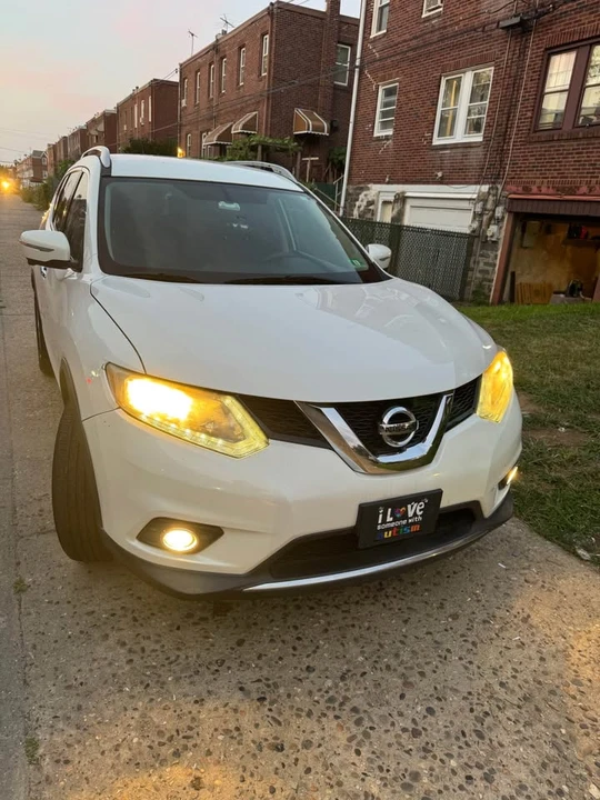 2014 Nissan Rogue - Image 3 of 10
