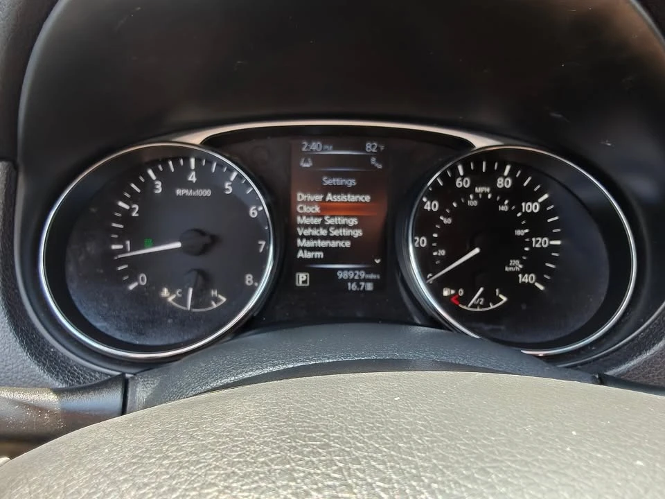 2014 Nissan Rogue - Image 18 of 20
