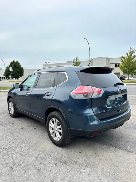 2014 Nissan Rogue - Image 2 of 17