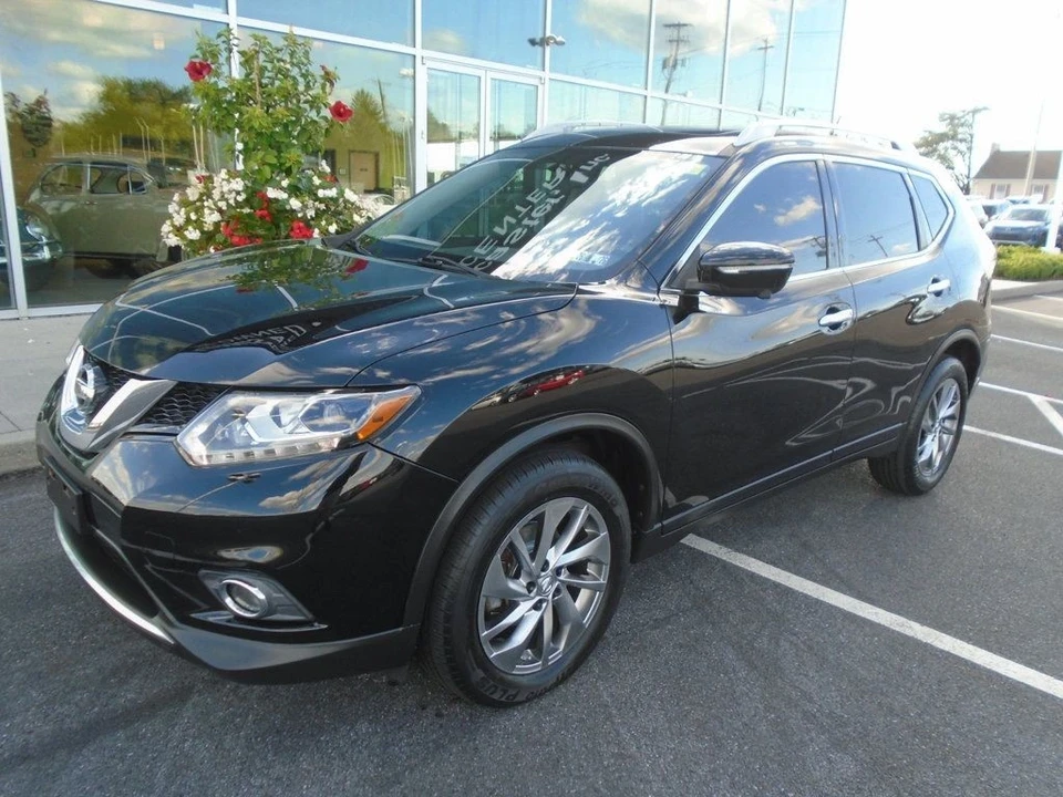 2014 Nissan Rogue - Image 8 of 12