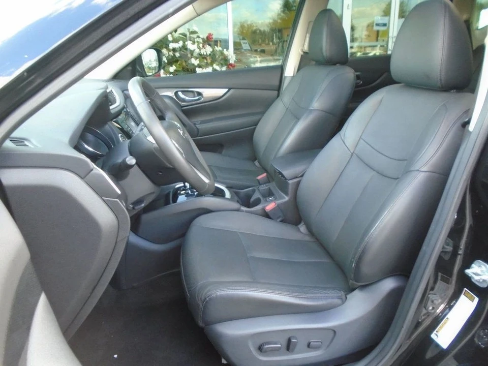 2014 Nissan Rogue - Image 11 of 12