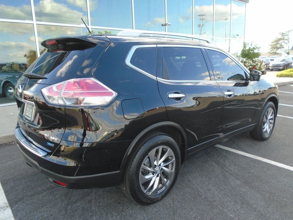 2014 Nissan Rogue - Image 4 of 12