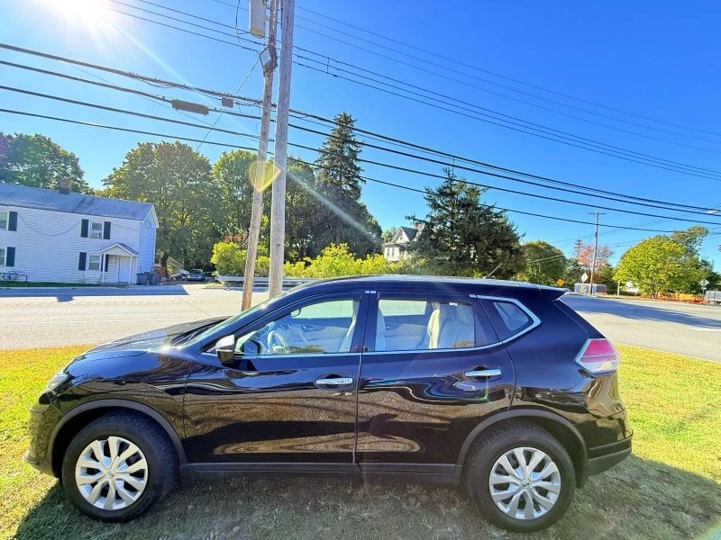 2014 Nissan Rogue - Image 8 of 12