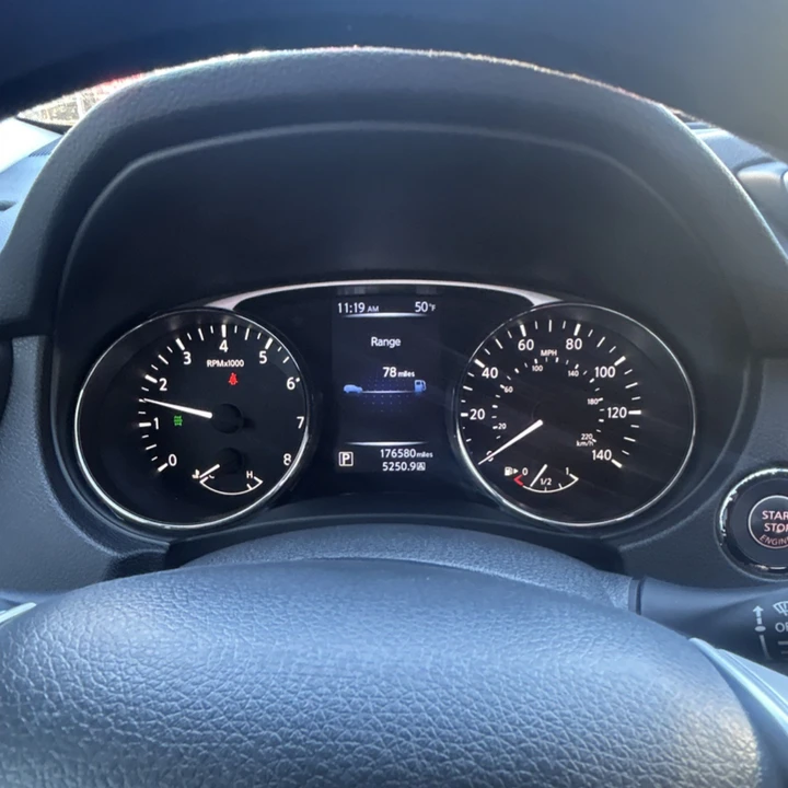 2014 Nissan Rogue - Image 8 of 8