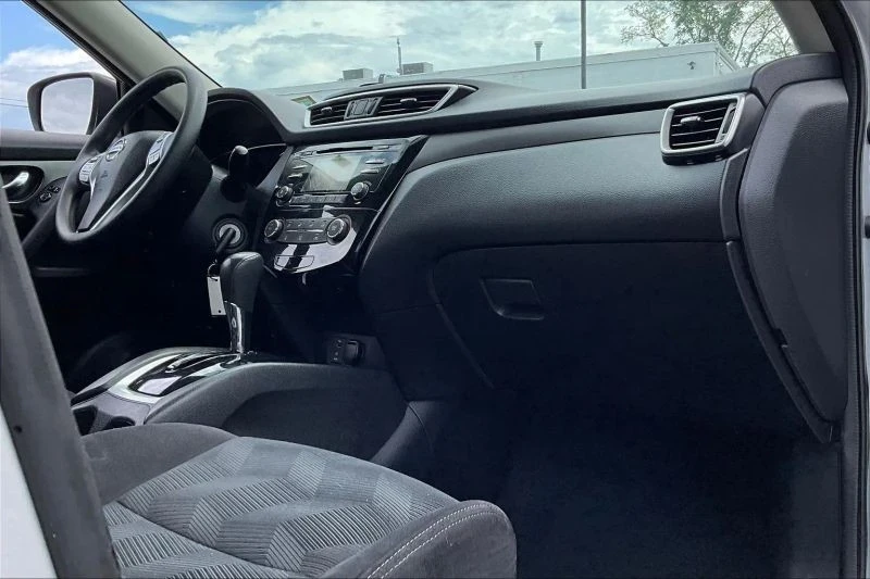 2014 Nissan Rogue - Image 12 of 12