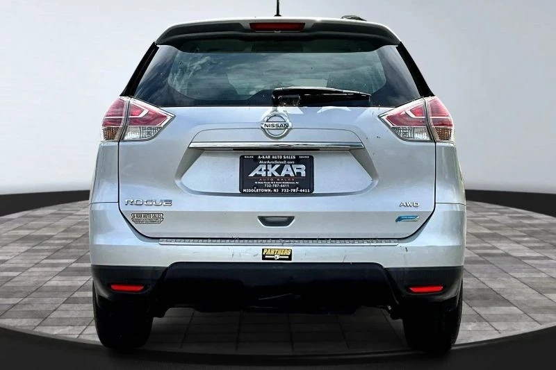 2014 Nissan Rogue - Image 6 of 12
