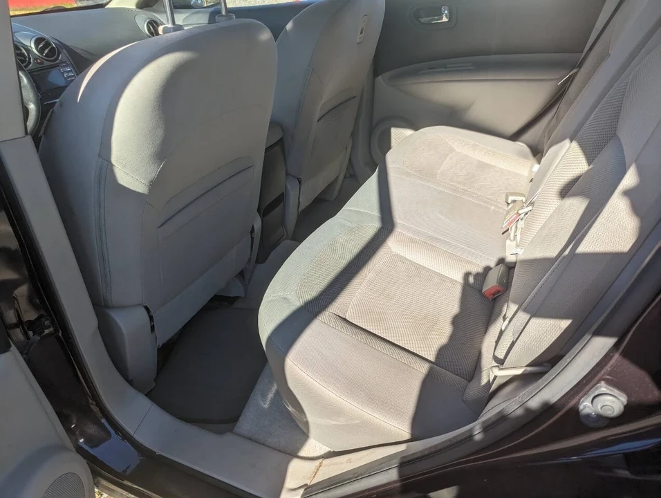 2014 Nissan Rogue - Image 19 of 21