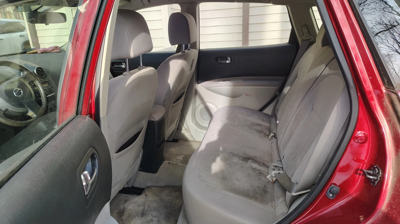 2014 Nissan Rogue - Image 7 of 14