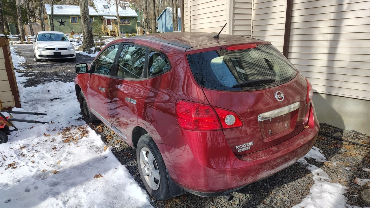 2014 Nissan Rogue - Image 4 of 14