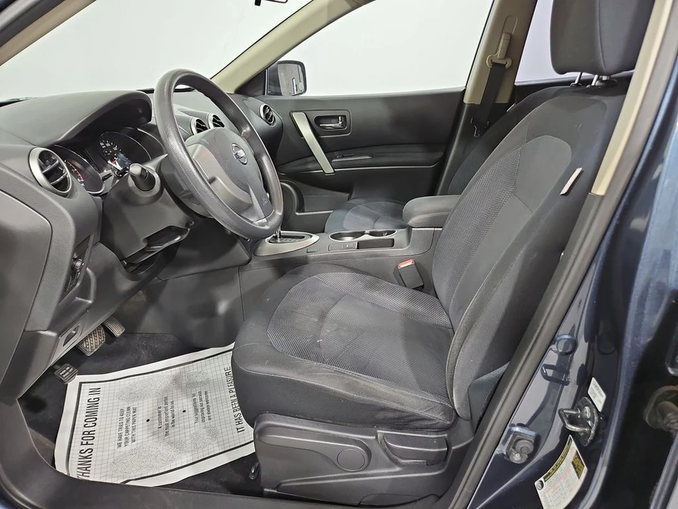 2014 Nissan Rogue - Image 10 of 12