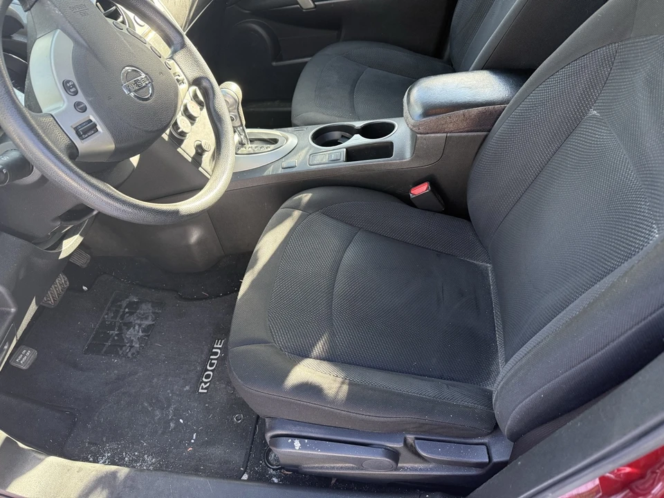 2014 Nissan Rogue - Image 5 of 9